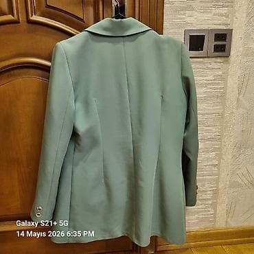 b ortuk var: Blazer pencək və şalvar dəsti 🏷20 azn ✅️Az istifadə olunub (Sadəcə — 2