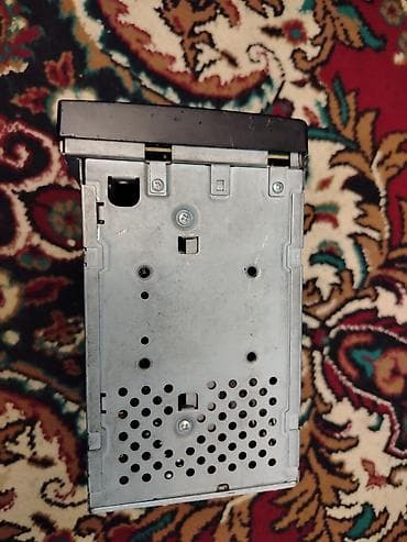 nokia e 72: Maqnitol, CD — 4