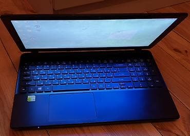 ipad air 4: İşlənmiş Acer TravelMate, 15.6 ", Intel Core i3, 512 GB, Ünvandan götürmə — 2