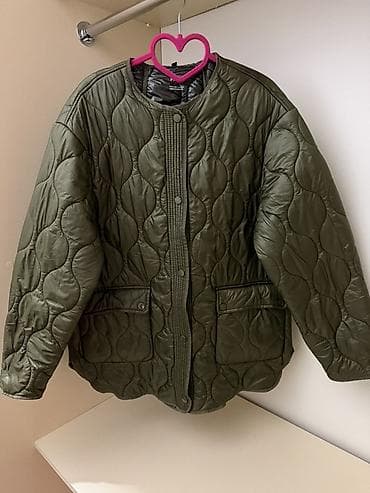 usta geyimi: Qadınlar üçün quilted kürkcə/palto – zeytun-yaşıl rəngdə - Model — 3