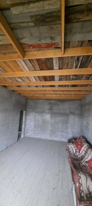 zaqatala satiliq evler: Binə 4 otaqlı, 110 kv. m, Təmirsiz — 9