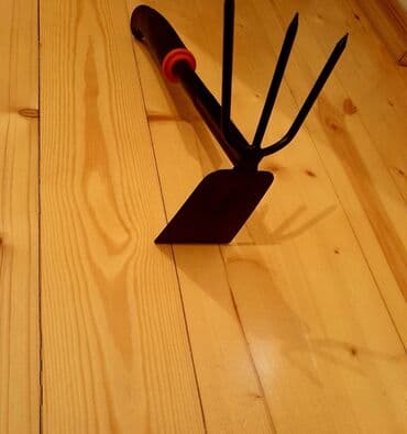 gul ekmek ucun torpaq: Bu dəst bağçılıq işləri üçün nəzərdə tutulmuş üç əsas aləti özündə — 4