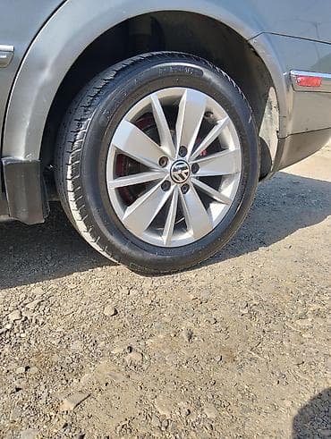 turba az 07: Volkswagen Passat: 1.8 l | 2002 il Sedan — 5