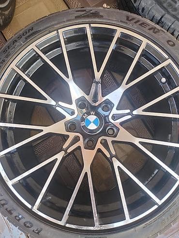 Шины и диски: BMW üçün yığma disk və təkər komplekti yenidir demək olar islenmiyib — 3