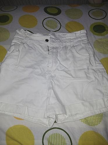 Svitşotlar: 2 ci el geyimler. ümumilikdə 35 azn. geyimlerin hec birinin lekesi — 6