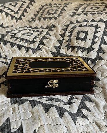 yeni il hədiyyə qutuları: Ehtiyacı olan gəlsin götürsün. ucuz verirəm Yenidiristifadə — 4