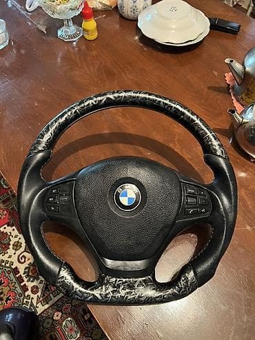 BMW sükan çarxı - Orijinal BMW sükanı, çoxfunksiyalı düymələrlə - Sol lalafo.az -da BMW sükan çarxı - Orijinal BMW sükanı, çoxfunksiyalı düymələrlə - Sol