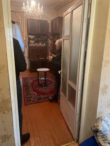 xacmazda ucuz evler: Bakı, Qaraçuxur qəs., 3 otaqlı, Köhnə tikili, m. Neftçilər, 70 kv. m — 4