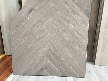 Balıqskelet (chevron) naxışlı laminat döşəmə paneli - Rəng — 1