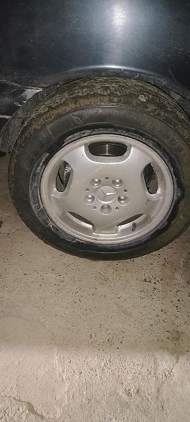 İşlənmiş Disk təkər Mercedes-Benz 200 / R 15, 5 Boltlu — 3