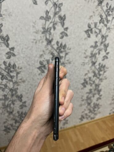 euromax 2020: IPhone SE 2020, 64 GB, Qara, Barmaq izi — 8