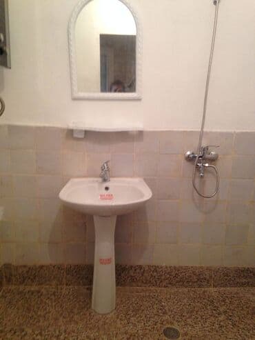 ist petrol tbilisi prospekti: Bakı, 3 otaqlı, Köhnə tikili, 80 kv. m — 6