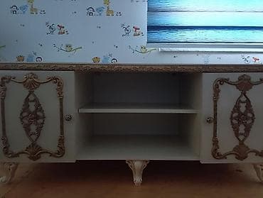 künc divan islenmis: Qonaq otagi desti — 3