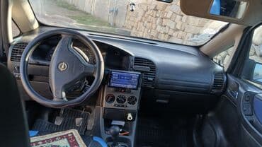 opel antara: Opel Zafira: 0.2 l | 2003 il Van/Minivan — 6