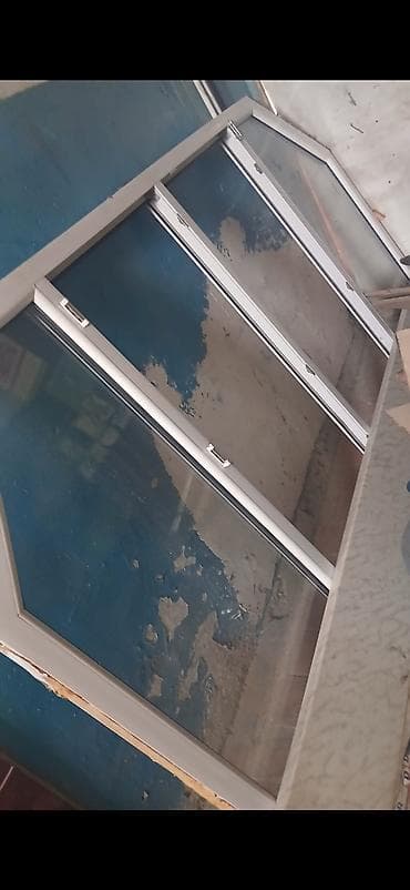 bal: İşlənmiş İkiqat şüşə paketi Plastik pəncərə, Еni: 260 sm, Uzunluğu: 135 sm — 2