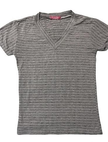 Boz rəngdə, nazik zolaqlı V-yaxalı t-shirt - Rəng: Açıq-boz əsas