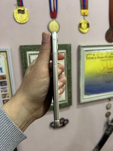 iphone 11 dubai: IPhone 11, 64 GB, Ağ, Face ID — 3