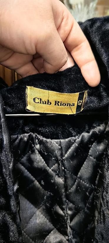 lil solid 2 plus: Qadın qış palto/şuba – Club Riona - Rəng: qara - Material: qıvrım — 10