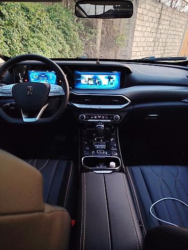 heyet evi mastaga: FAW : 1.5 l | 2025 il 40000 km Krossover — 8