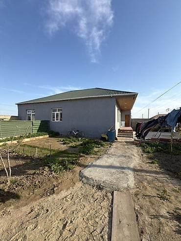 2 mertebeli evler: 4 otaqlı, 120 kv. m, Orta təmir — 1