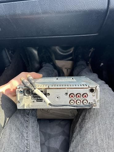 islenmis akumulator satisi: Maqnitol, Sony, AUX — 2