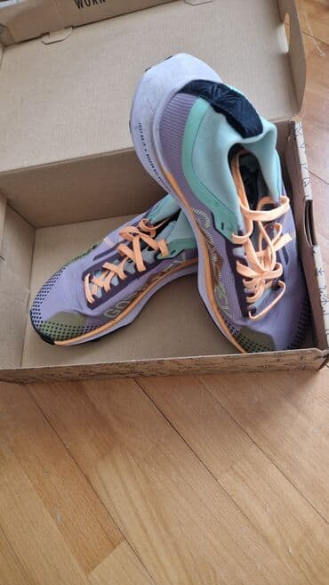 Nike, Ölçü: 38.5, rəng - Bənövşəyi, Yeni