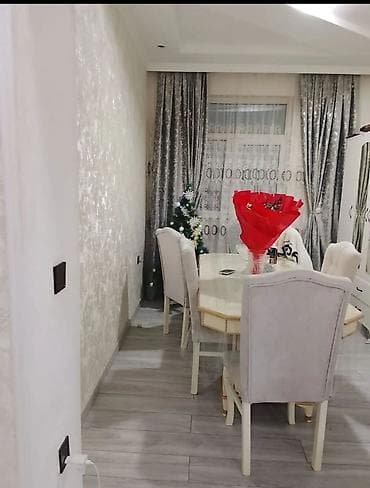 sumqayitda ev elanlari: 90 kv. m, 4 otaqlı, İşıq — 1