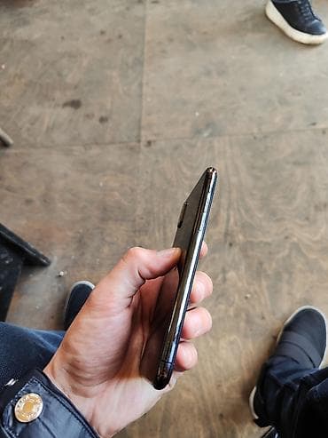 apple pencil 1: IPhone X, 64 GB, Jet Black — 5