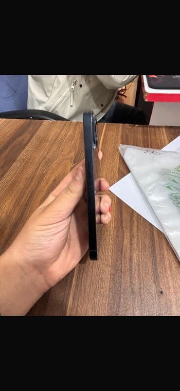 iphone adaptör başlığı: IPhone 13, Qara, Face ID — 4