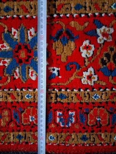 mebellər və qiymətləri: Uzunlugu 2,85
eni 1,93
islenmis
kohne xalca — 4