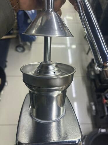 Digər mətbəx aksesuarları: Meyvə Sıxanı – mexaniki pres tipli - Güclü qolu olan əl ilə işləyən — 4