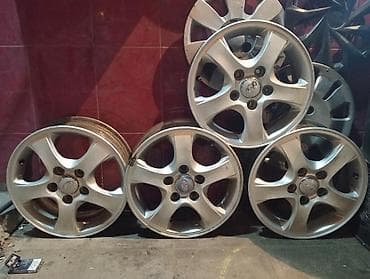 megan diski: İşlənmiş Disk təkər Hyundai 195 / R 15, 5 Boltlu — 2
