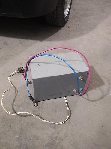 24 вольта: Akkumulyator zaryadka aparati elde yığılmadı . 12 volt .əla — 2
