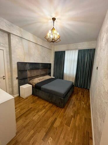 kristal abseron 1 otaqli evlerin qiymeti: 3 otaqlı, Yeni tikili, m. İnşaatçılar, 88 kv. m — 3