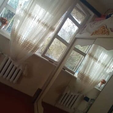 lənd kuruzer ucun led işıq lupası hardan tapmaq olar: Bakı, 3 otaqlı, Köhnə tikili, m. Həzi Aslanov, 72 kv. m — 4