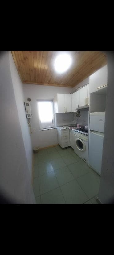 heyet evi kirayə: Kurdexani pirsaga yolunun uzerinde 2 otagli dolu ev kombi isdi pol — 7