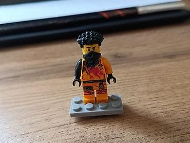 LEGO minifiqur – tematik döyüşçü/personaj - Parlaq narıncı-sarı lalafo.az -da LEGO minifiqur – tematik döyüşçü/personaj - Parlaq narıncı-sarı