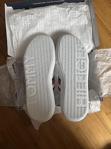 ugg bakü: 🇺🇸 Tommy Hilfiger original krasovka — yeni, ABŞ-dan gətirilib Satılır — 3