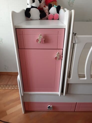 alma soyan: Oğlan və qız üçün, İşlənmiş, Beşik, Matras ilə, Yellənmə mexanizm ilə — 3