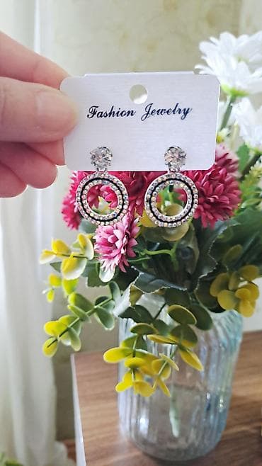 sirgalar instagram: Sirğa - Model: dairəvi sallantılı sirğalar - Üslub: Fashion Jewelry - — 1