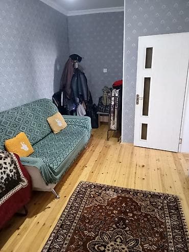 kiredit evler: 1 otaqlı həyət evi – mətbəx-studiya və yataq otağı Tel: 0552838422 - — 9