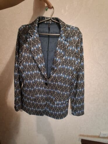 Yenidir Calliope firmasi, XL olcudur. 80 azn alinib, 20 azn satilir