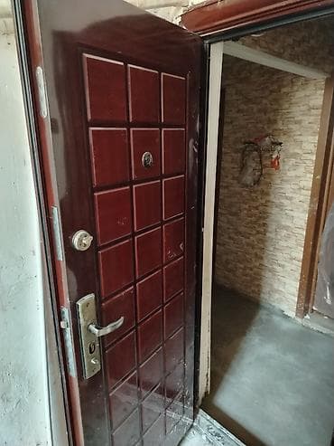 kreditle perde: Mənzil üçün İşlənmiş Giriş qapısı 90x200 sm Çərçivə ilə, Zəmanətli, Ödənişli quraşdırma, Ünvandan götürmə — 1