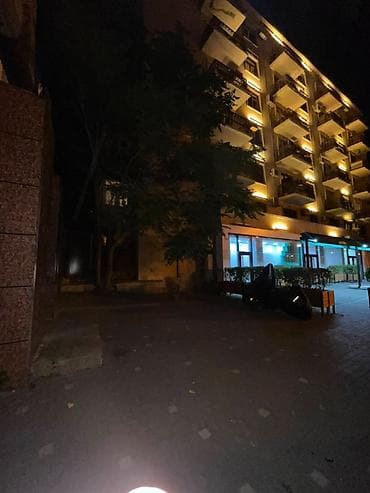kafe biznesi: Mərkəzdə 3 Kabinetli Restoran Zalı İcarəyə Verilir – 1500 AZN Mərkəzi — 2
