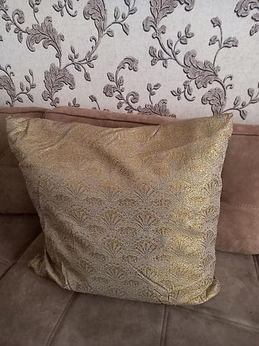 Balışlar, yastıqlar: Yeni rəng - Qızılı Balış üzü, Ünvandan götürmə — 1