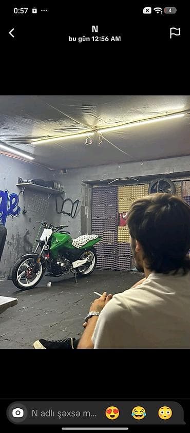 mini cps: Modifikasiya olunmuş şəhər/naked tərzli motosiklet Xüsusiyyətlər: - — 7