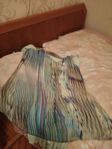 yupka kofta modelleri 2022: Qadın geyimləri dəsti - Çoxrəngli pliseli ətək: Açıq yaşıl astarlı — 2