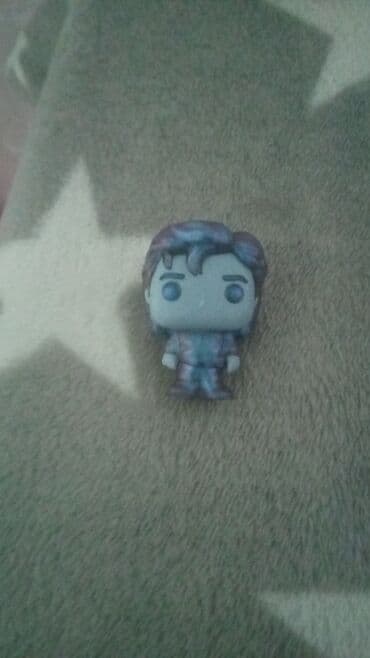 Qazanlar: Mini fiqur – koleksiya üçün - Material: sərt plastik - Hündürlük — 4