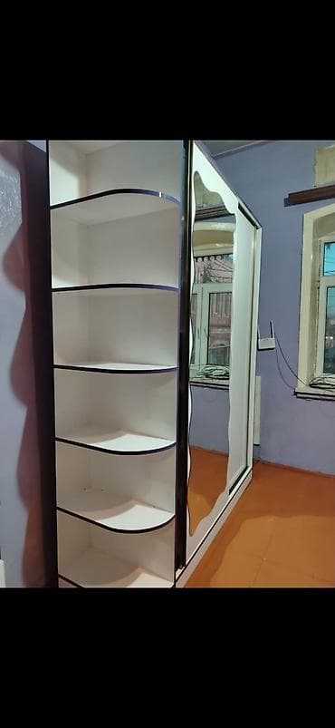 kitap refi: İkinəfərlik çarpayı, Dolab — 3