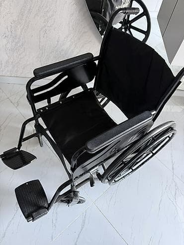 Yerimək üçün arabalar, çəliklər, əsalar, rollatorlar: Manual əlil arabası – qara rəng - Özünü idarəetmə üçün böyük arxa — 2